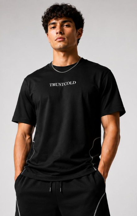 Camiseta negra Trust cold -Trust in you